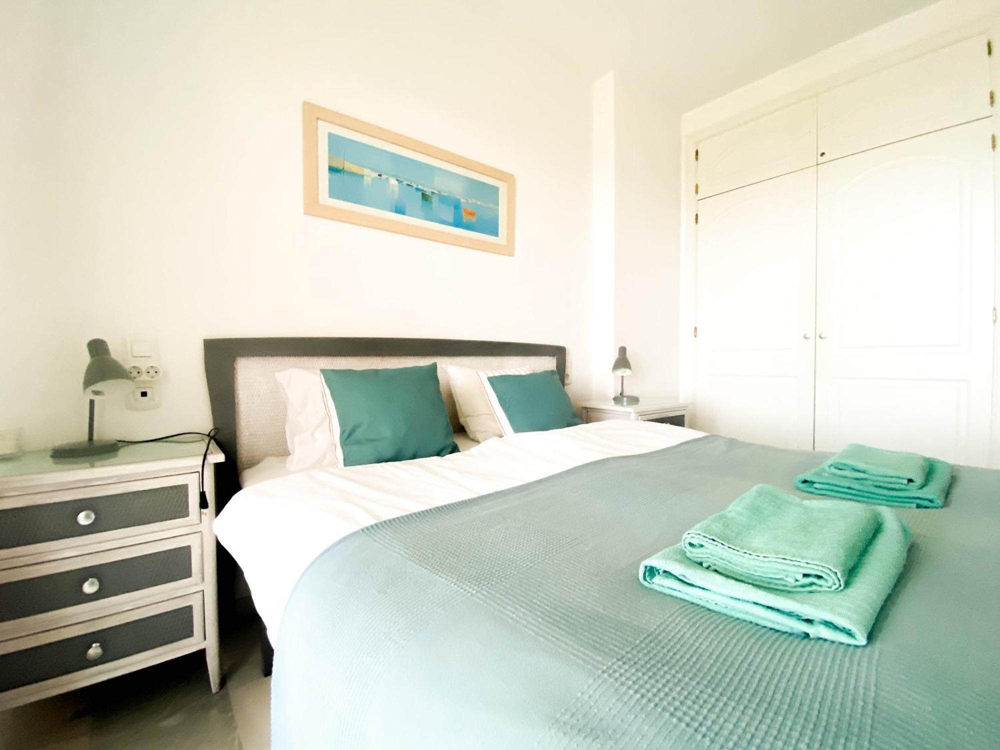 Frontline Beach Ground Floor With Privet Garden, Mi Capricho 16 Mijas Exteriör bild