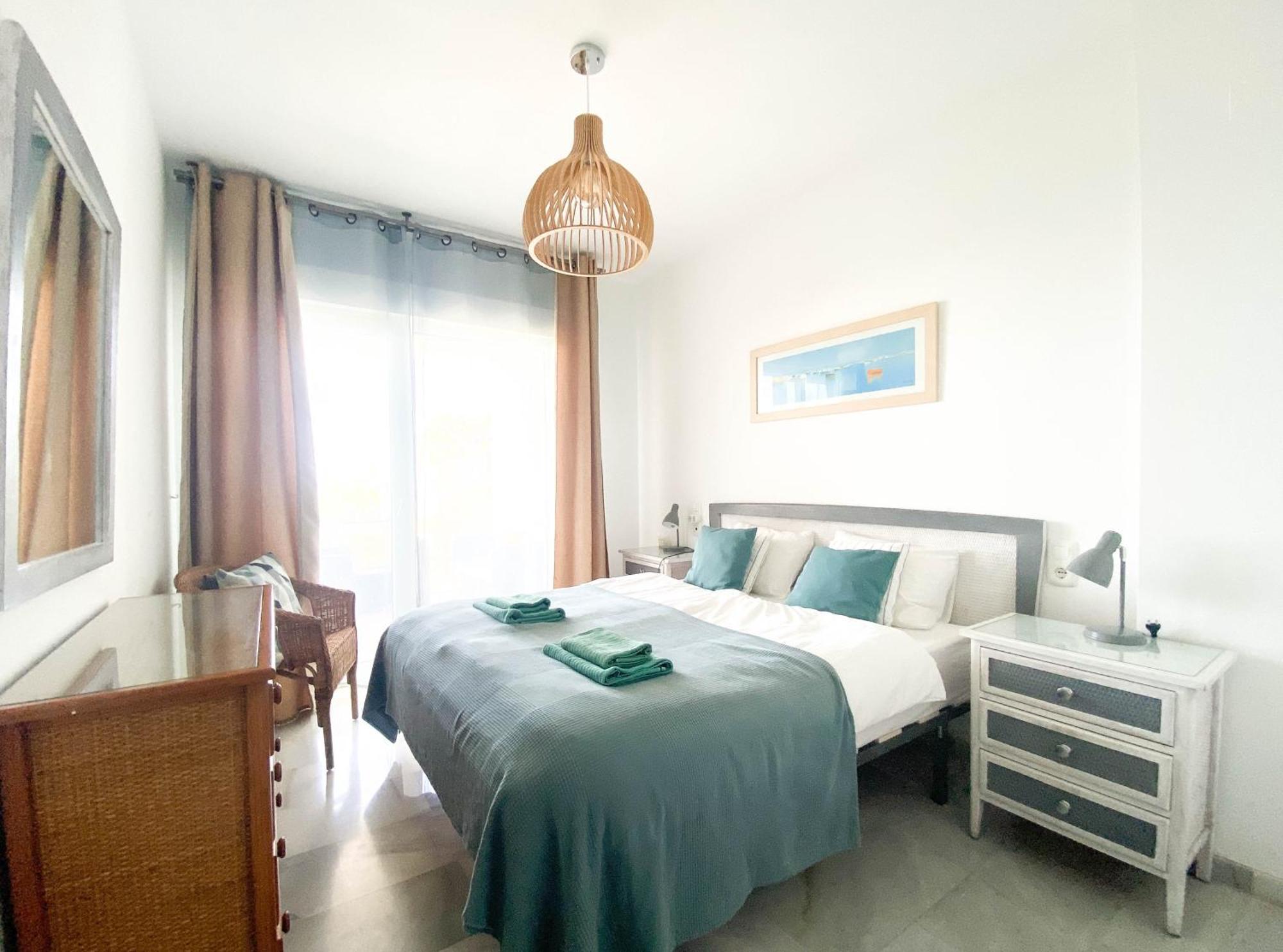 Frontline Beach Ground Floor With Privet Garden, Mi Capricho 16 Mijas Exteriör bild