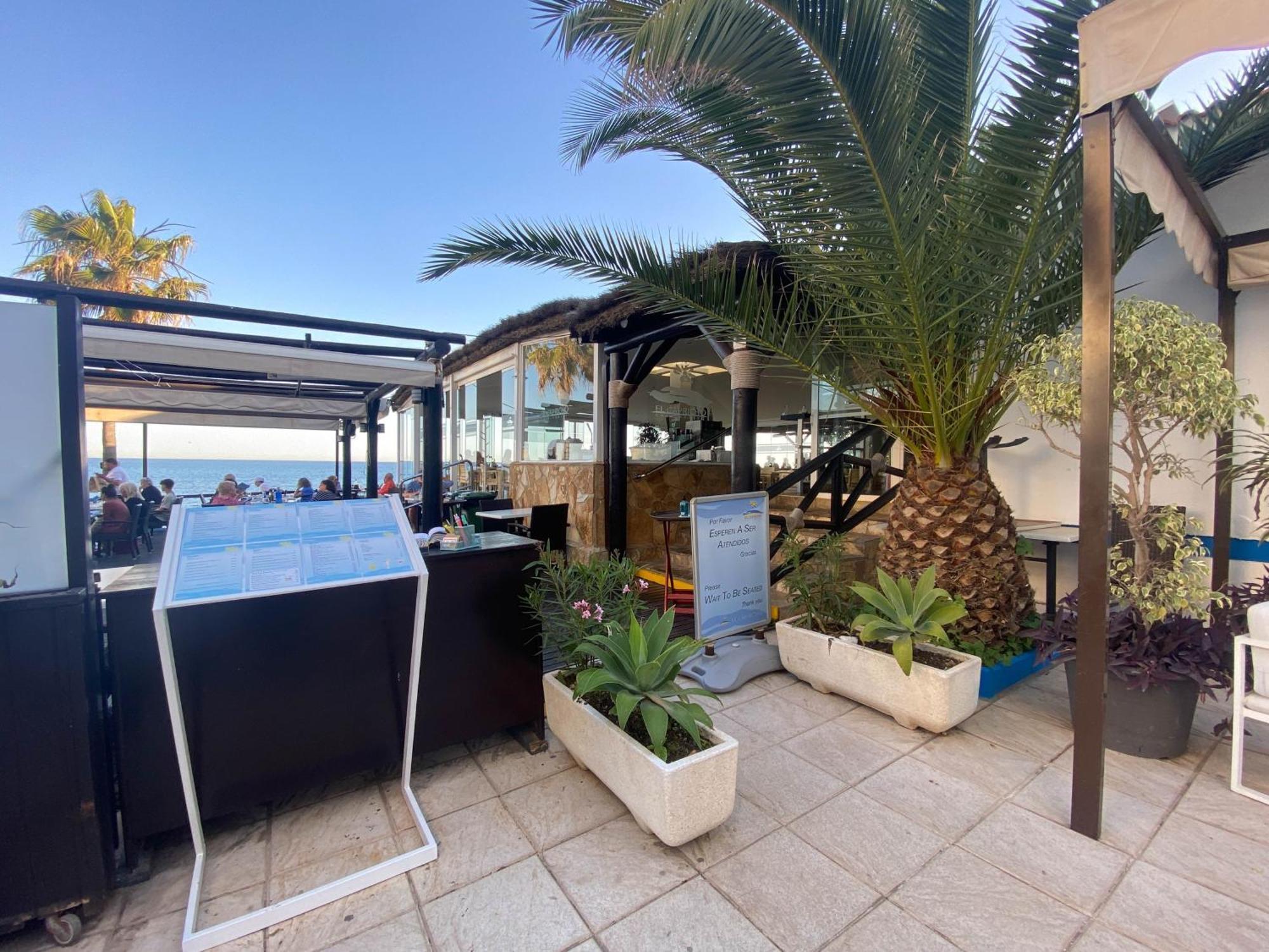 Frontline Beach Ground Floor With Privet Garden, Mi Capricho 16 Mijas Exteriör bild